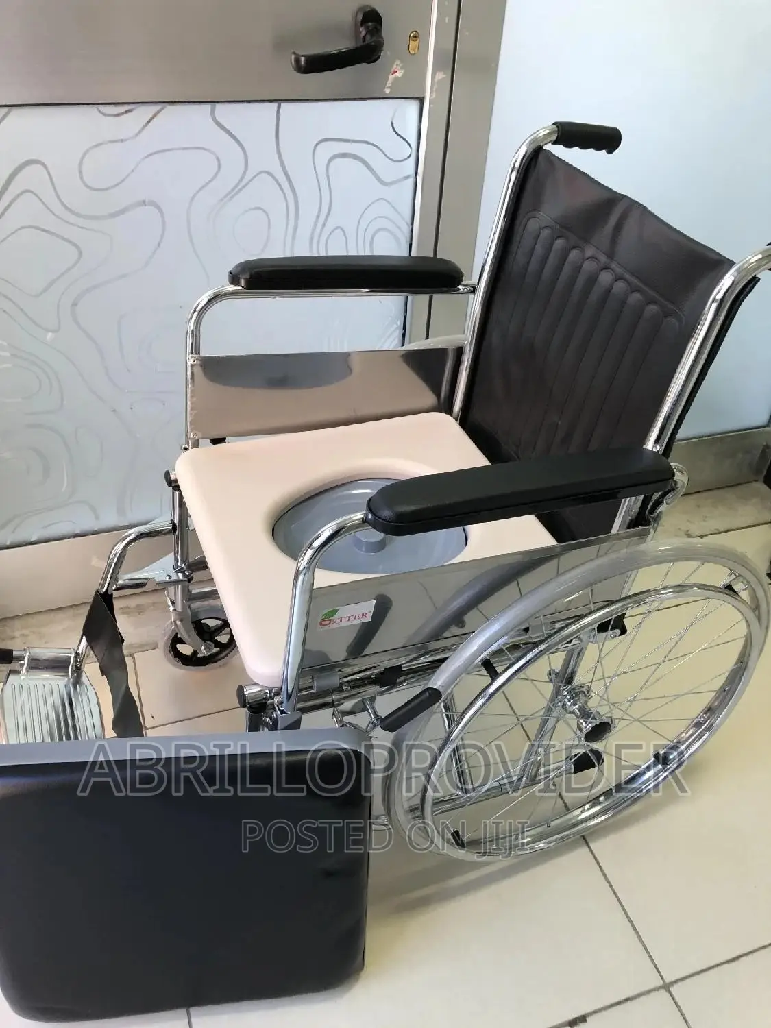 Packed Wheelchair/Toilet Chair/Commode Chair/ፖፖ Wheelchair
