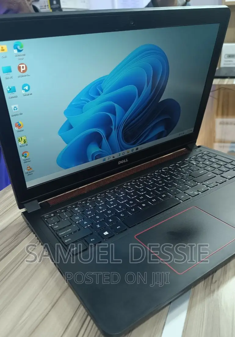 New Laptop Dell Inspiron 15 16GB Intel Core I5 SSD 512GB