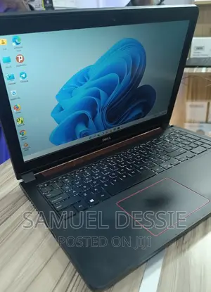 New Laptop Dell Inspiron 15 16GB Intel Core I5 SSD 512GB