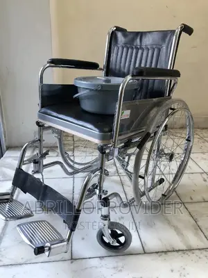 Photo - ጥራት ያላቸው የሽንት ቤት መቀመጭያ Wheelchairs/Wheelchairs/Wheelchairs