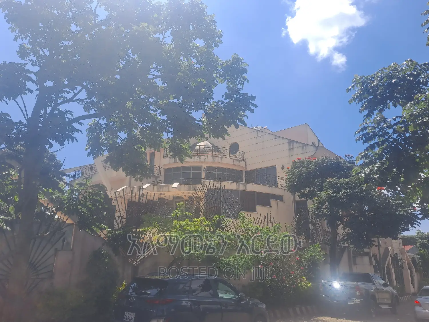 Furnished 12bdrm House in አያት ዞን 2, Bole for sale