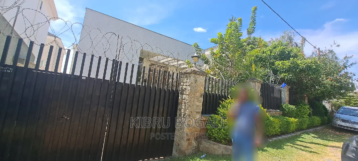 6bdrm House in Ayat, Bole for rent