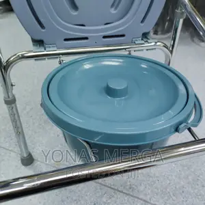 Commode Chair/Popofolding,Portable,Space Saving,Safe Nonslip