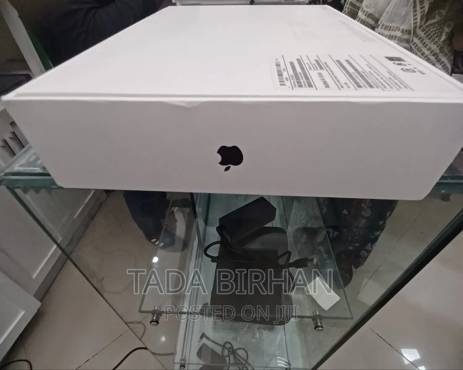 New Laptop Apple MacBook Air 2020 M1 16GB Intel Core I5 SSD 512GB