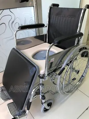 Photo - ለዘላቂ ምቾት Almunium Commode Wheelchair/Wheelchair/Wheelchair