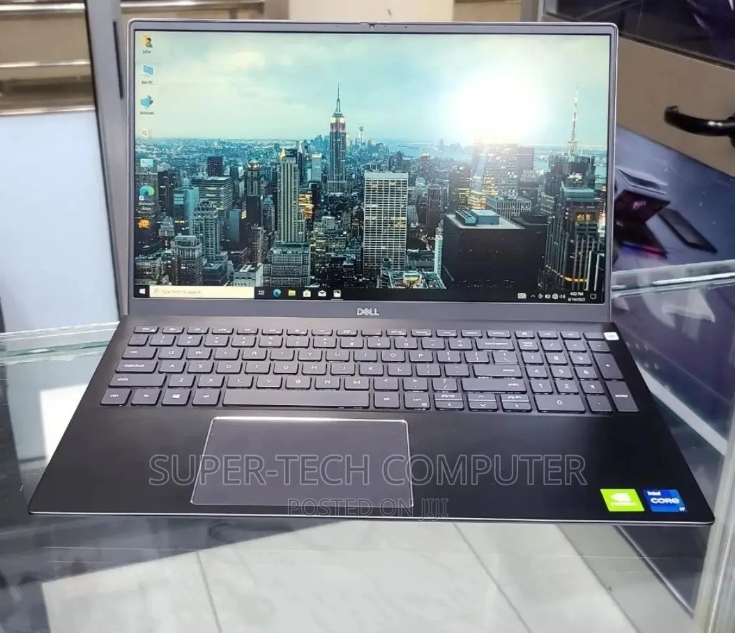 New Laptop Dell Vostro V130 16GB Intel Core I7 SSD 1T