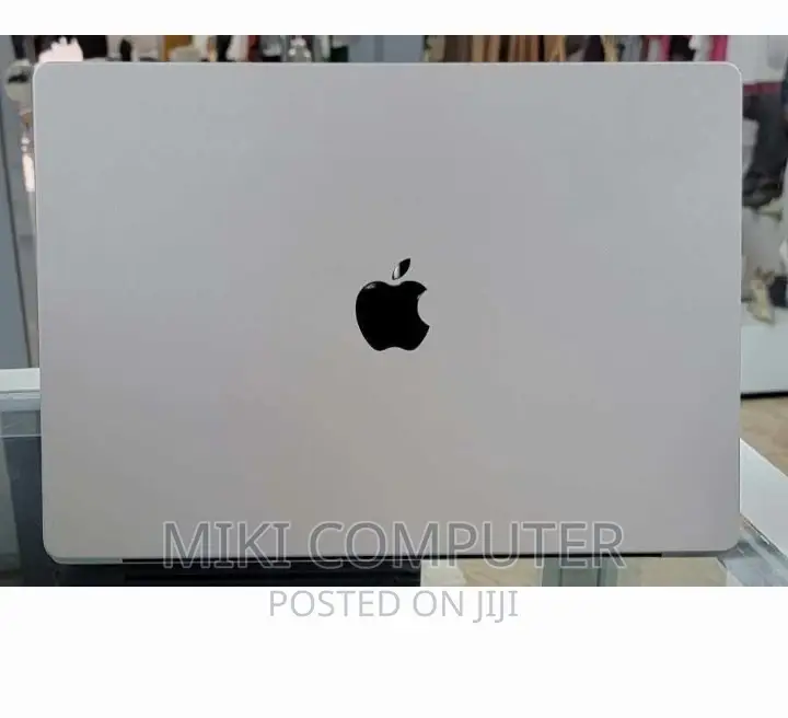 New Laptop Apple MacBook Pro 2020 M1 16GB Intel SSD 512GB