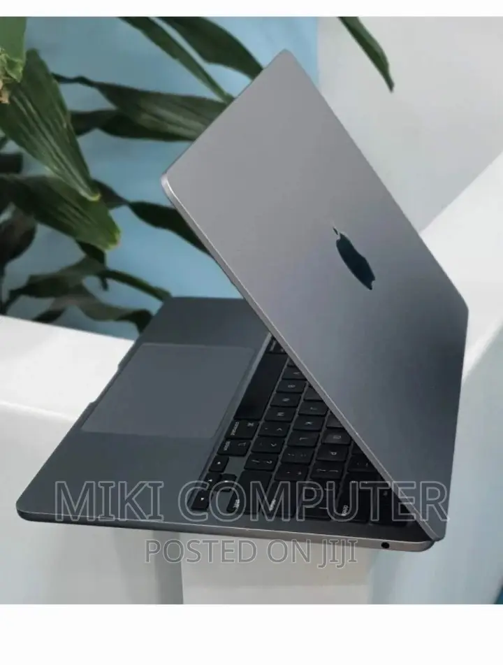 New Laptop Apple MacBook Air 2022 M2 16GB Intel SSD 1T