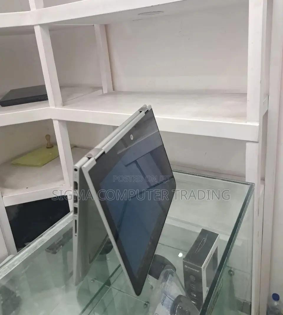 New Laptop HP Pavilion 14 8GB Intel Core I5 SSD 256GB