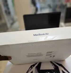 New Laptop Apple MacBook Air 2023 M2 8GB Apple M2 SSD 256GB