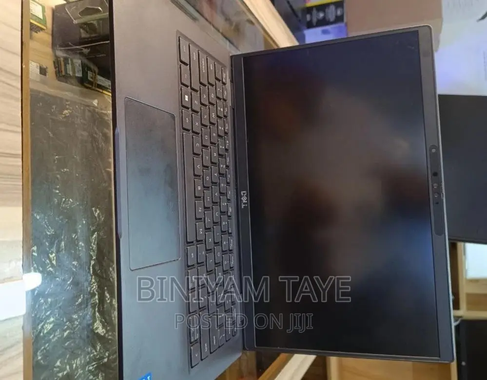 New Laptop Dell Latitude 5310 16GB Intel Core I5 SSD 512GB