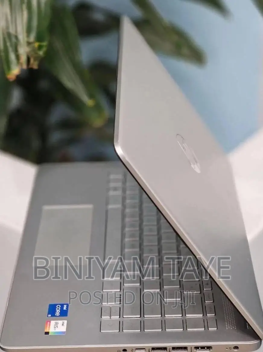 New Laptop HP Stream Notebook 16GB Intel Core i5 SSD 512GB