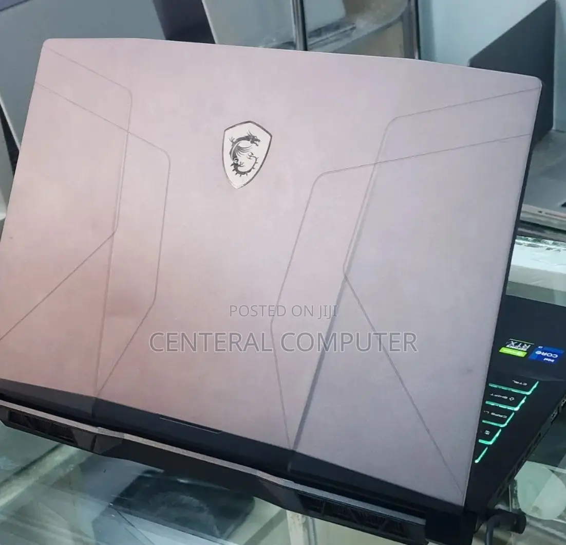 New Laptop MSI GF63 16GB Intel Core I7 SSD 512GB
