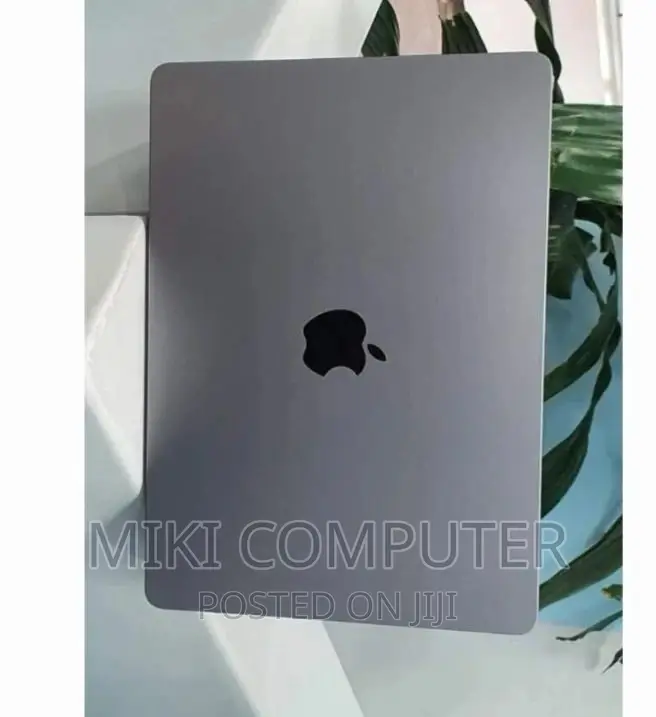 New Laptop Apple MacBook Air 2022 M2 16GB Intel SSD 1T