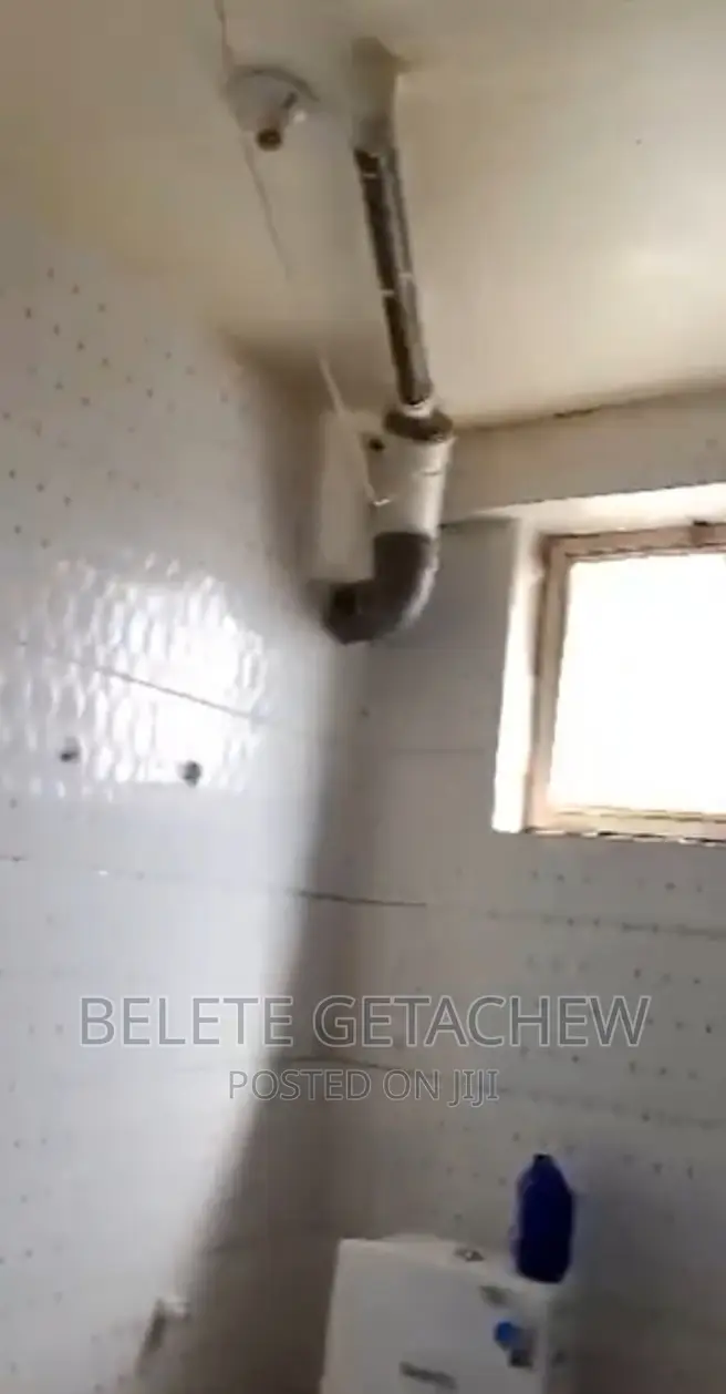 2bdrm Condo in ቦሌ አራብሳ ኮንዶሚኒየም, Bole for sale