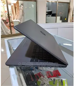New Laptop HP Stream Notebook 8GB Intel Core I7 HDD 1T