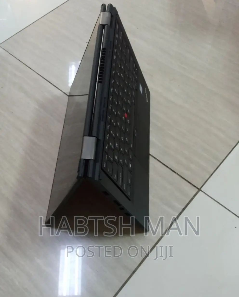 New Laptop Lenovo Yoga 260 8GB Intel Core I5 SSD 256GB