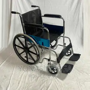 Photo - Wheelchair/Detachable HERO Medinova Folding Wheelchair