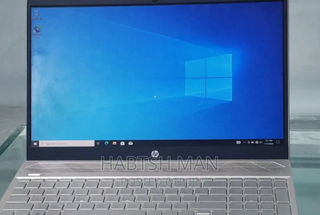 New Laptop HP Stream Notebook 8GB Intel Core I7 HDD 1T