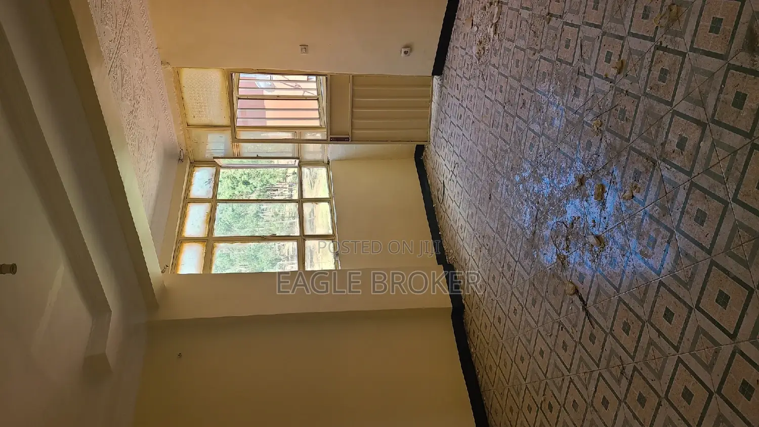 3bdrm Condo in Eagle Broker, Yeka for sale