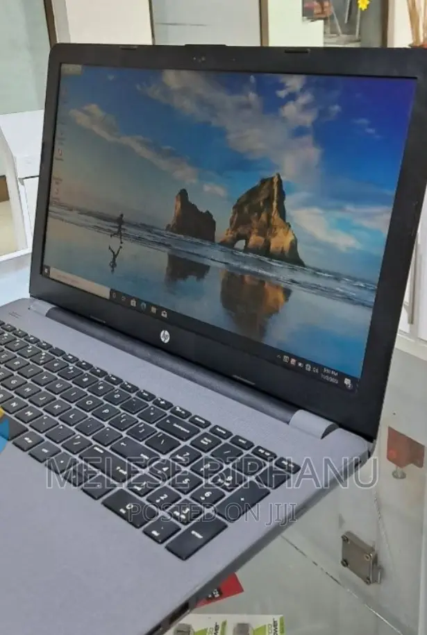 New Laptop HP Stream Notebook 8GB Intel Core I7 HDD 1T