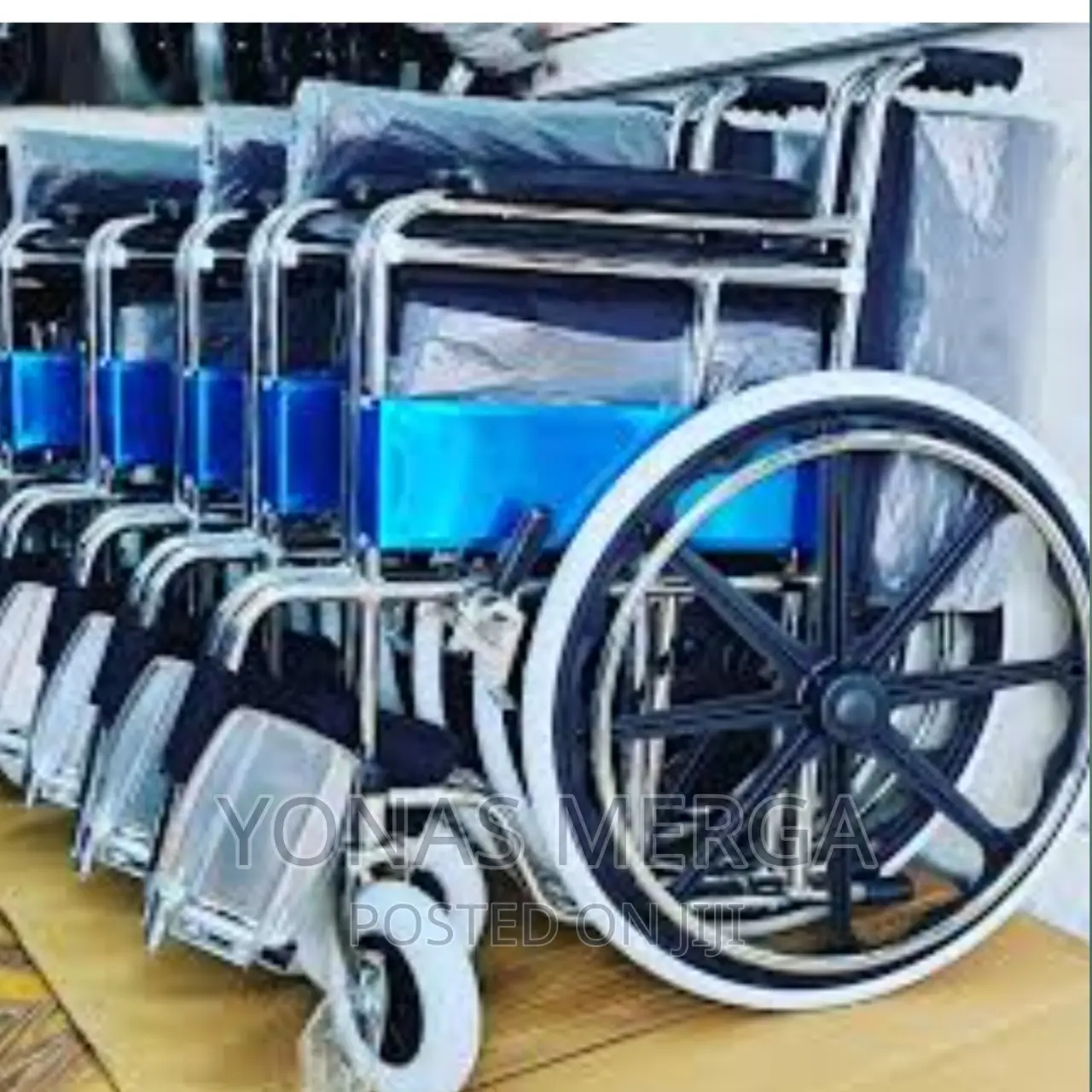 Highly Durable Stainless Steel Wheel Chair Made of SS304