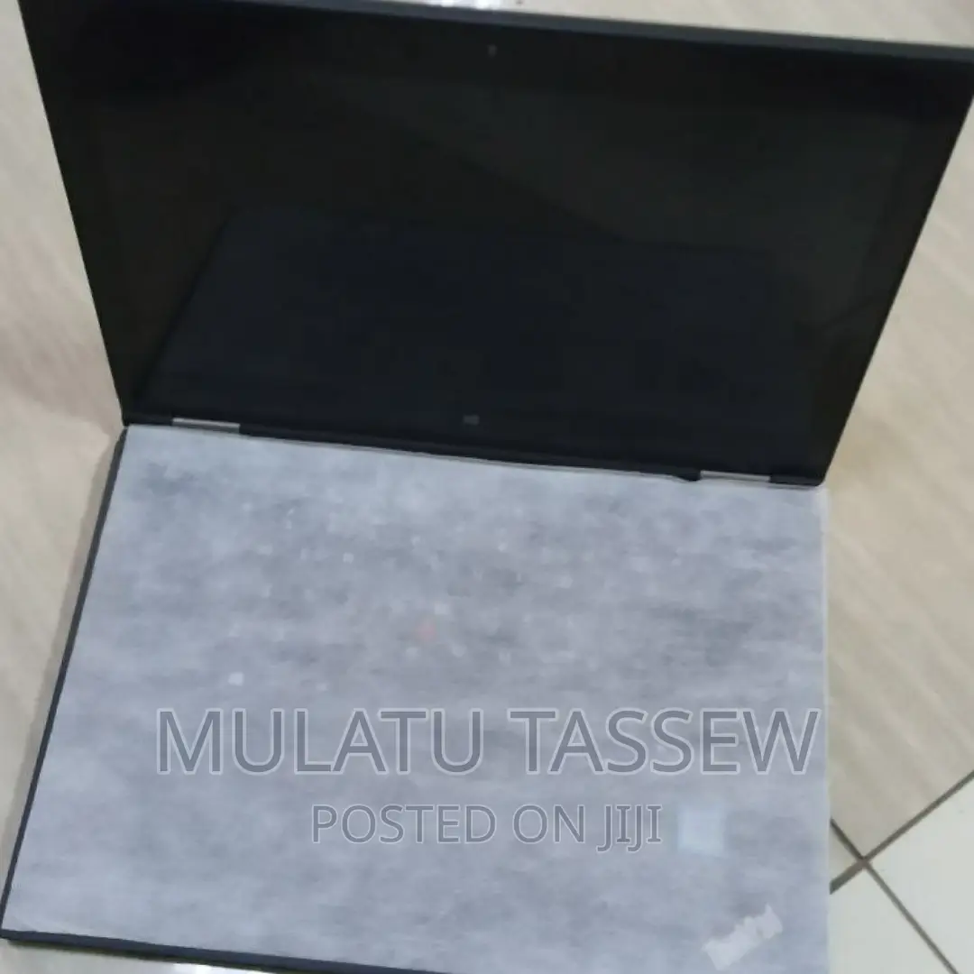 New Laptop Lenovo Yoga 260 8GB Intel Core I5 SSD 256GB