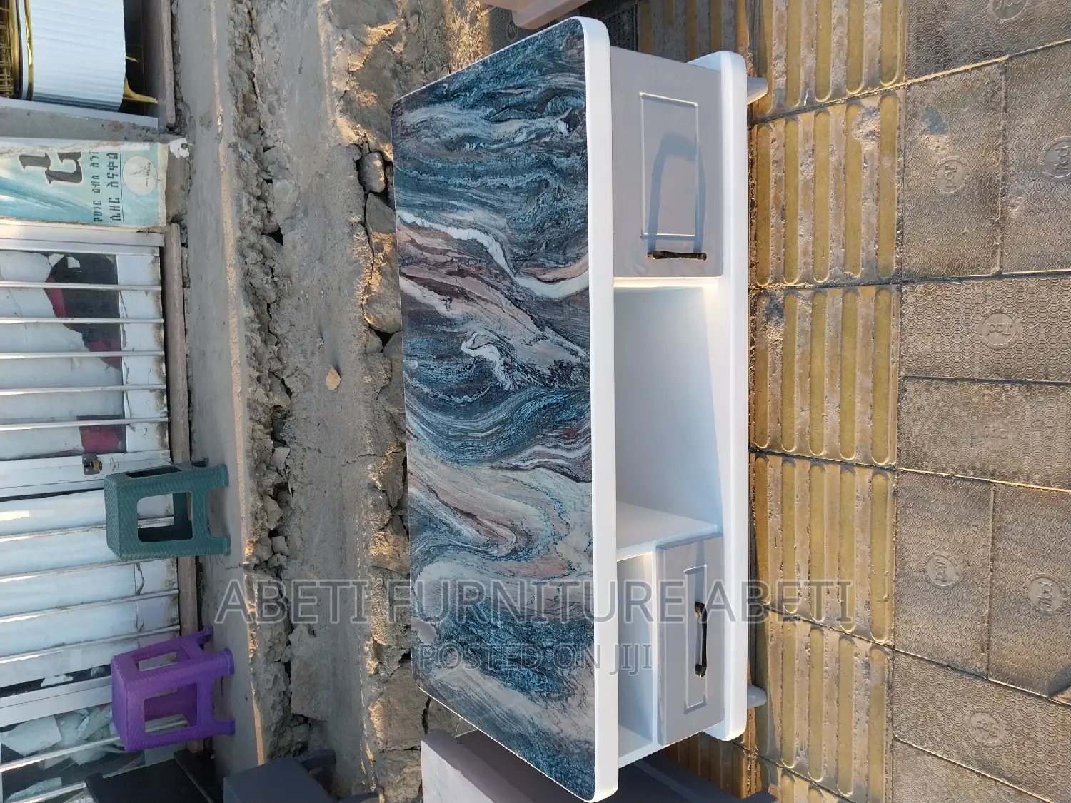 አዳዲስቴብልአለመተውይሰዱ