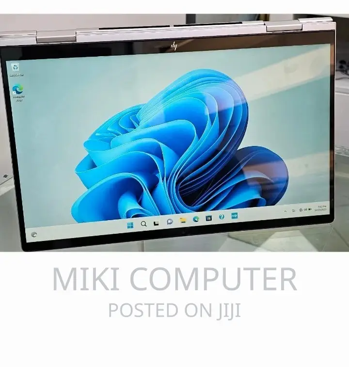 New Laptop HP Envy X360 8GB Intel Core I5 SSD 1T