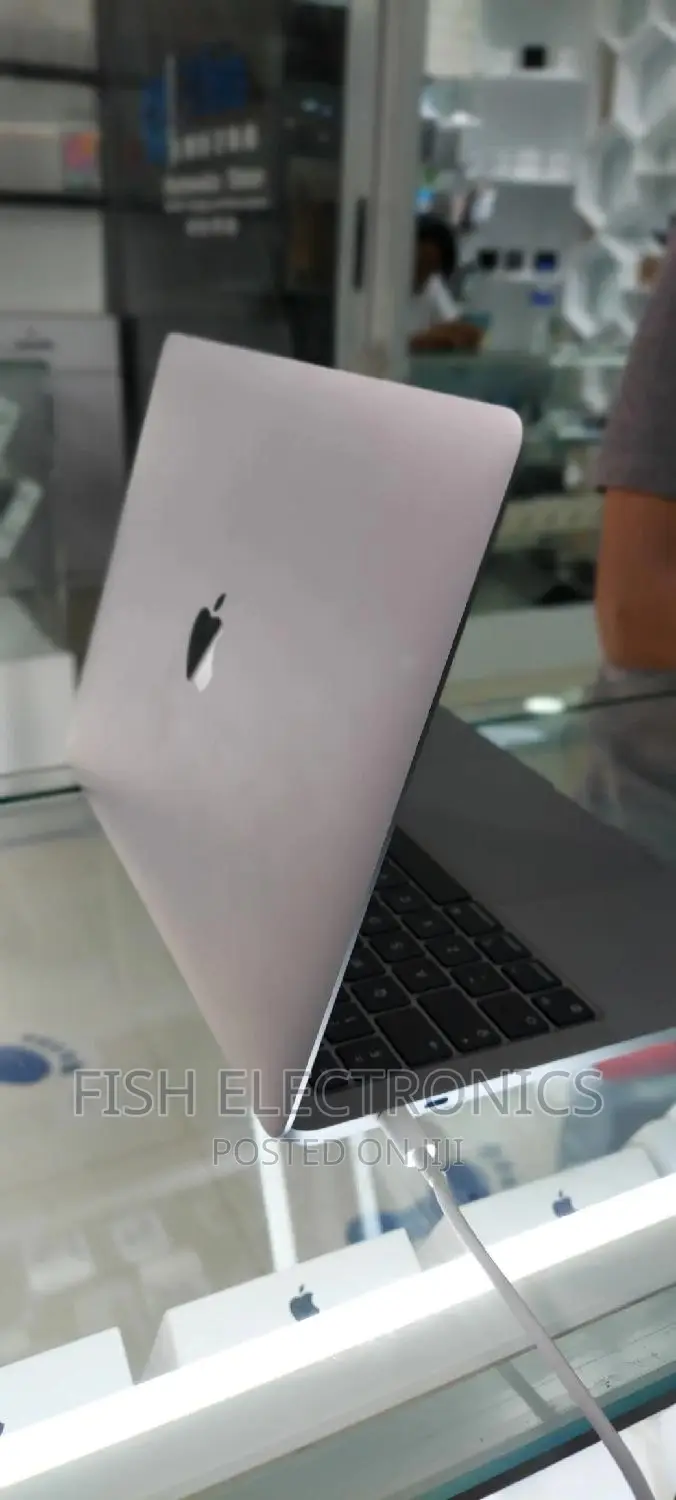 Laptop Apple MacBook Pro 2019 32GB Intel Core I7 SSD 512GB