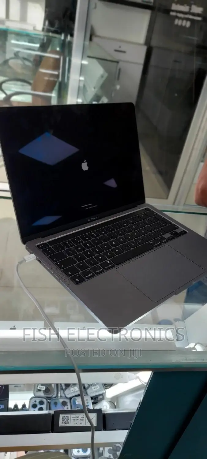 Laptop Apple MacBook Pro 2019 32GB Intel Core I7 SSD 512GB