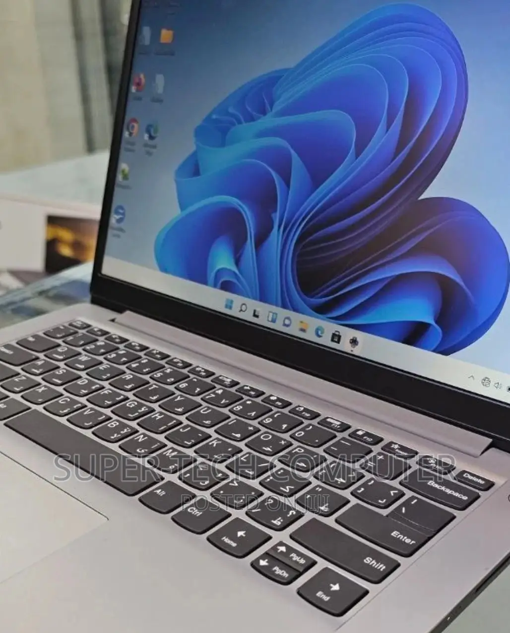 New Laptop Lenovo IdeaPad 1 8GB Intel Core I3 SSD 512GB