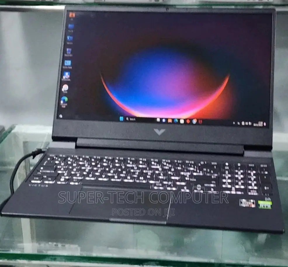 New Laptop HP Victus 16 16GB AMD Ryzen 5 SSD 512GB