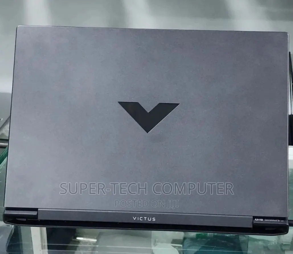 New Laptop HP Victus 16 16GB AMD Ryzen 5 SSD 512GB