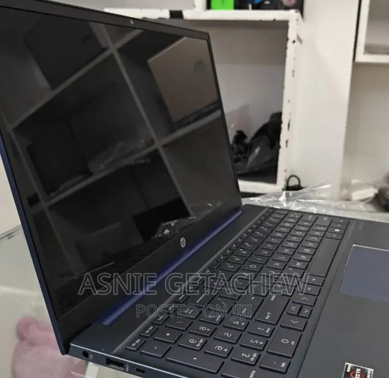 New Laptop HP Pavilion 15 256GB Intel Core I7 SSD 512GB