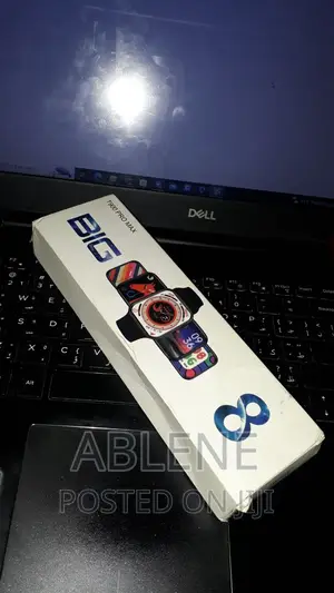 Photo - Watch 8 MAX Smart Watch