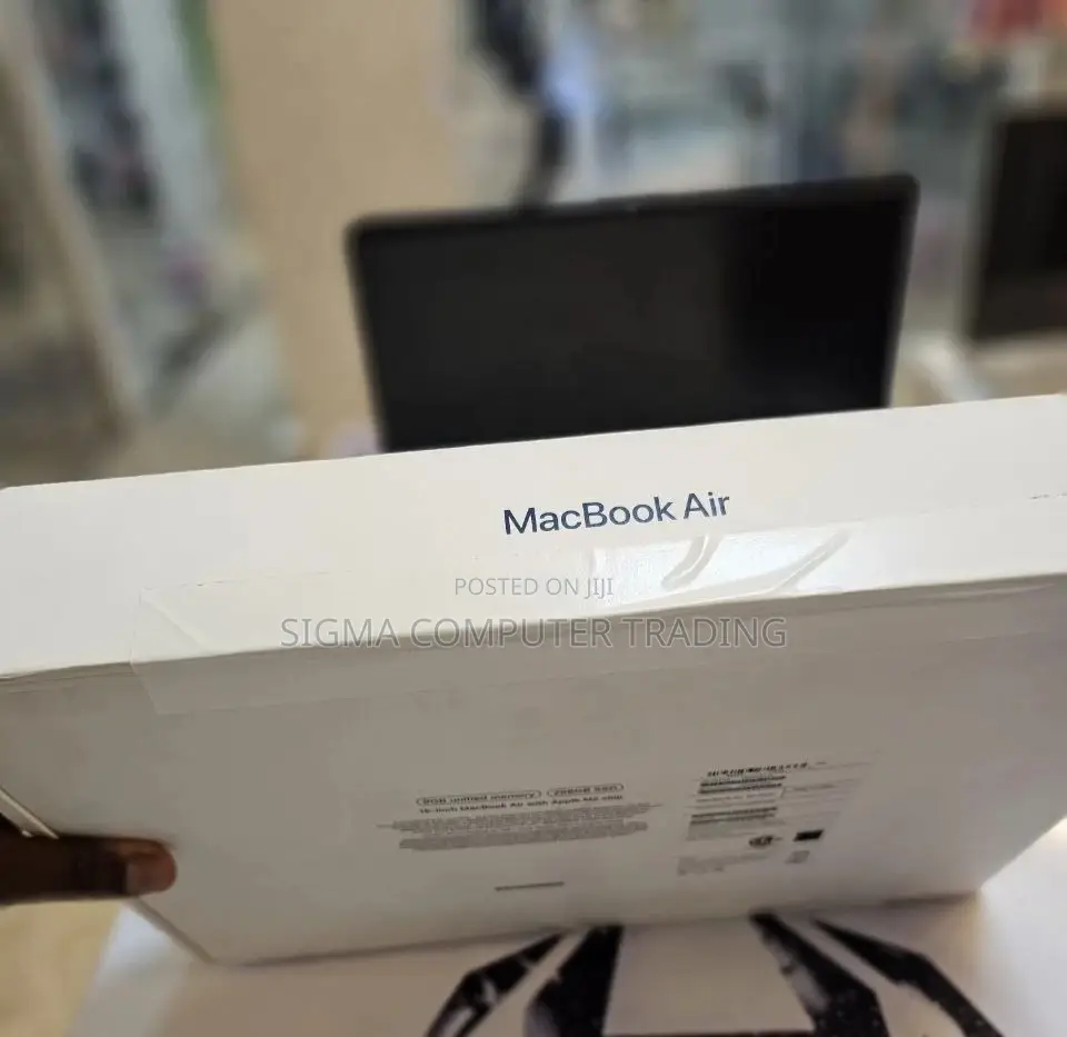 New Laptop Apple MacBook Air 2022 M2 8GB Apple M2 SSD 256GB