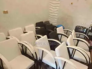 Photo - አዲስ ደረጃቸወን የጠበቁ ወንበሮች
