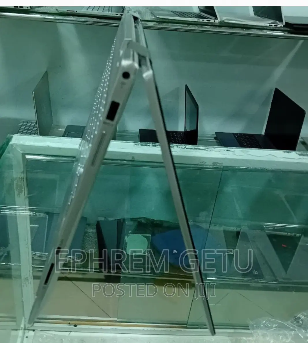 New Laptop HP Envy X360 8GB Intel Core I5 SSD 512GB