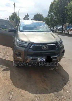 Photo - Toyota Hilux Revo Single Cab Deisel 2.8 AWD 2021 Gray