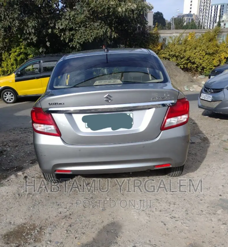 Suzuki Dzire 2021 Silver
