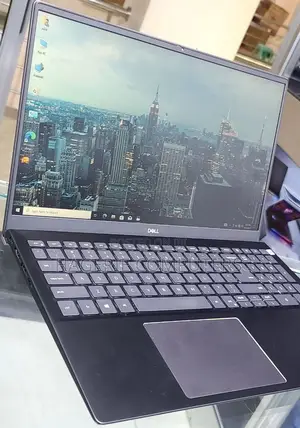 New Laptop Dell Vostro V130 16GB Intel Core I7 SSD 1T