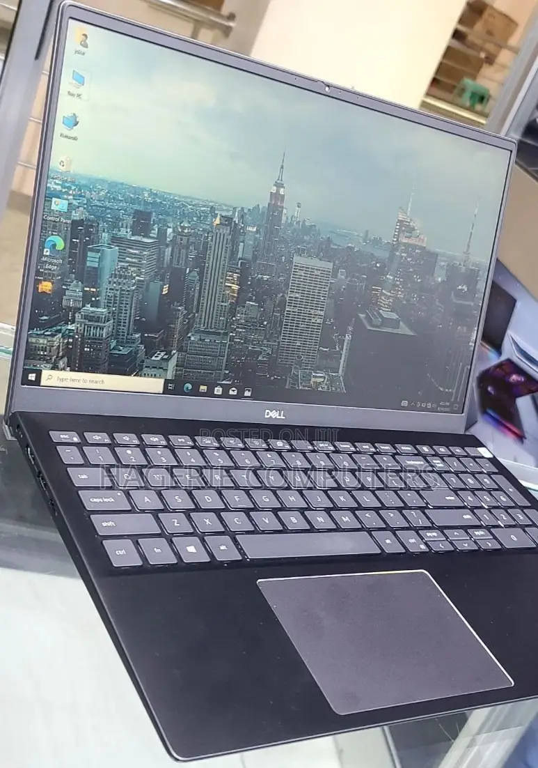 New Laptop Dell Vostro V130 16GB Intel Core I7 SSD 1T