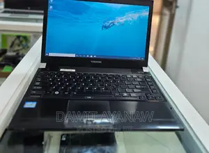 New Laptop Toshiba 4GB Intel Core I5 HDD 500GB