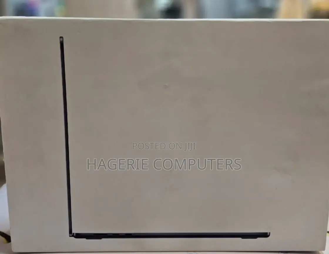 New Laptop Apple MacBook Air 2022 M2 8GB Apple M2 SSD 256GB