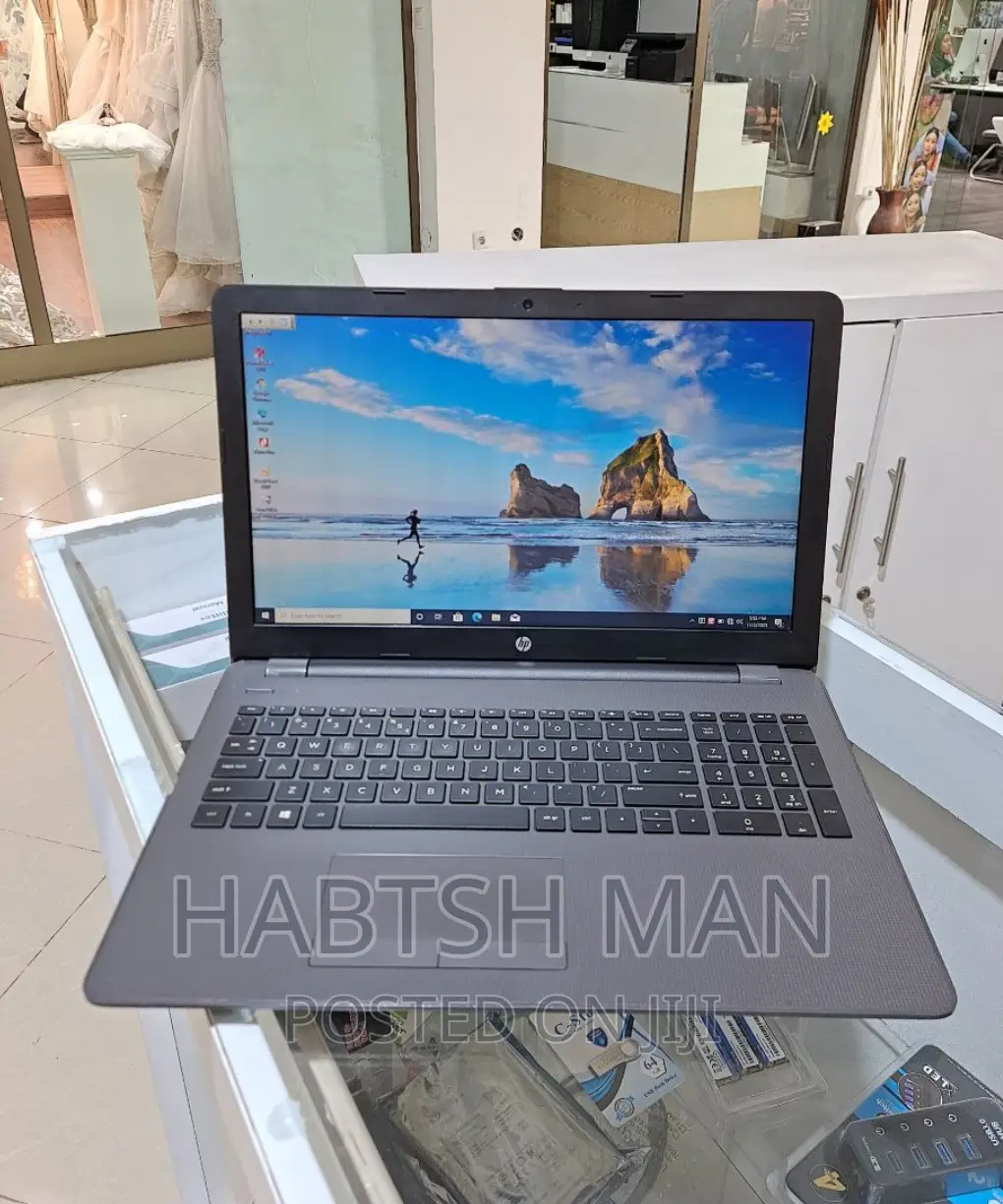 New Laptop HP Stream Notebook 8GB Intel Core I7 HDD 1T