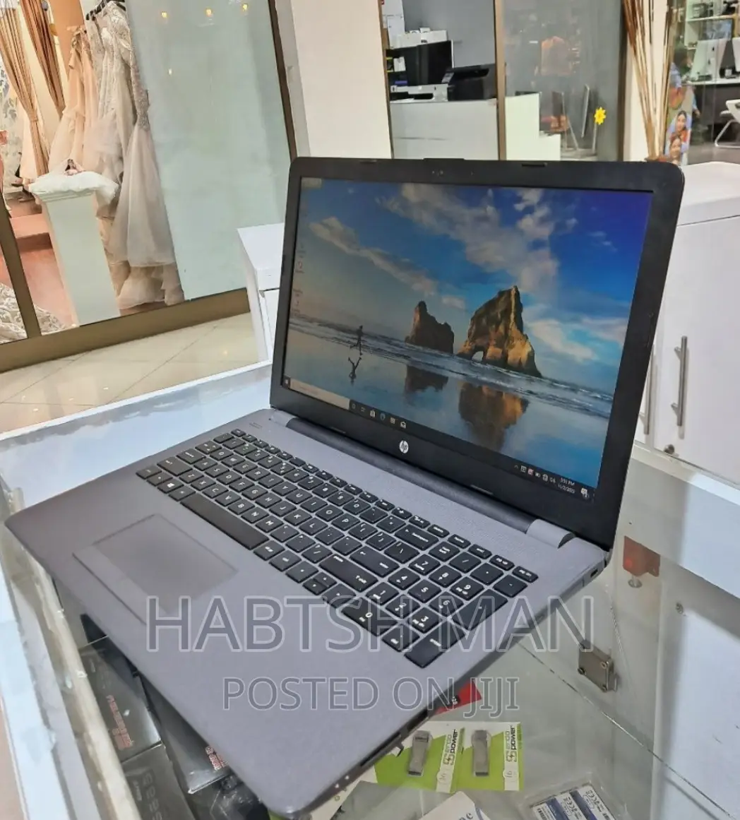 New Laptop HP Stream Notebook 8GB Intel Core I7 HDD 1T
