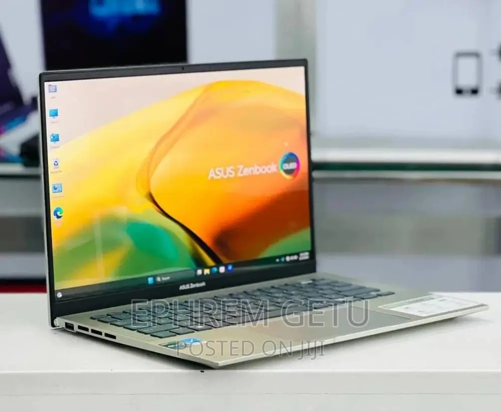 New Laptop Asus Zenbook 14 UX434 16GB Intel Core i7 SSD 512GB