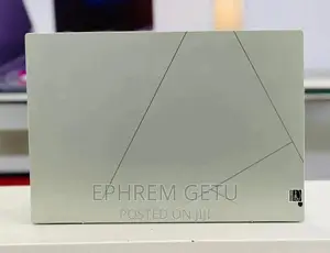 New Laptop Asus Zenbook 14 UX434 16GB Intel Core i7 SSD 512GB