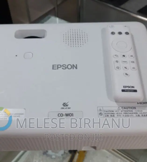 New Epson CO-W01 Projector